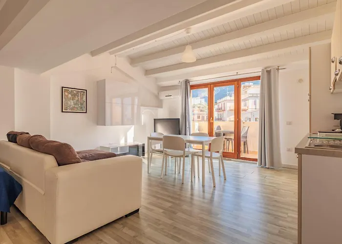 Marina Di Petrolo Apartments